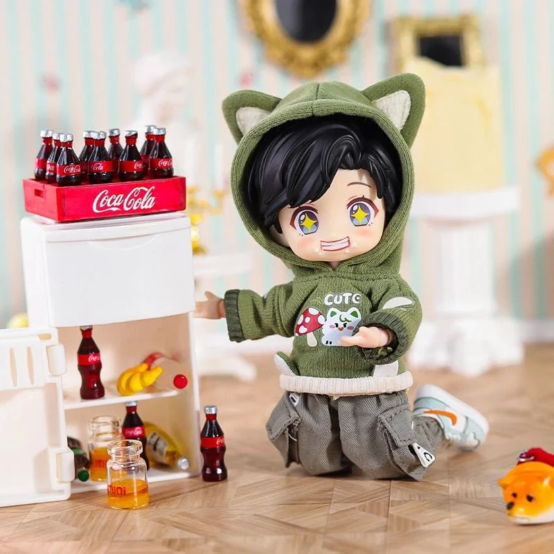 Nendoroid Clothes Set – Red & Green Hoodie + Pants Outfit for Custom Anime Figures - Image 3
